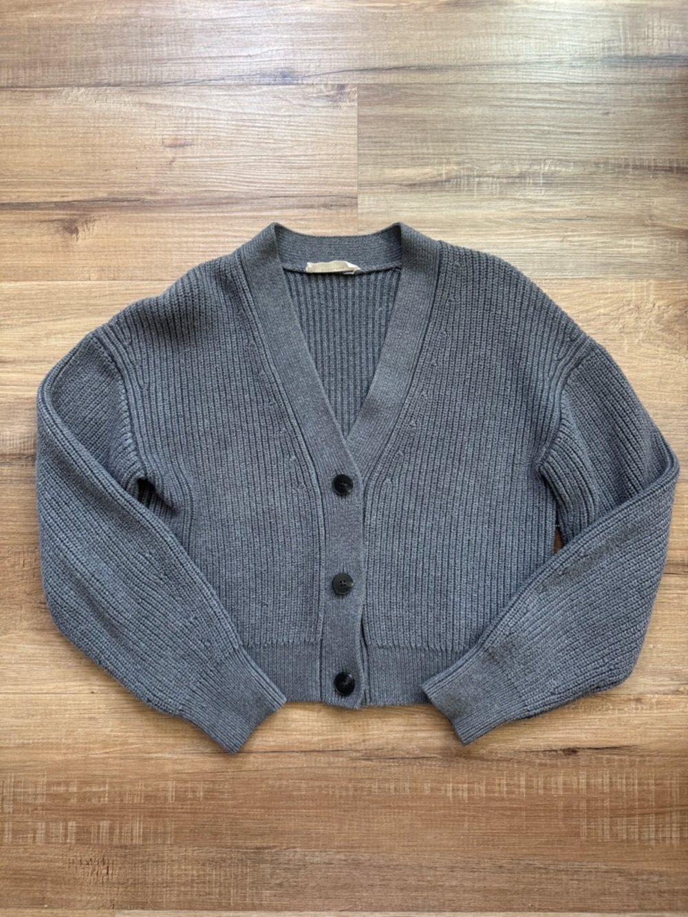 Everlane Gray ribbed cropped cardigan size small